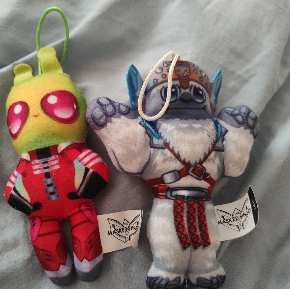 Yeti and alien plushie